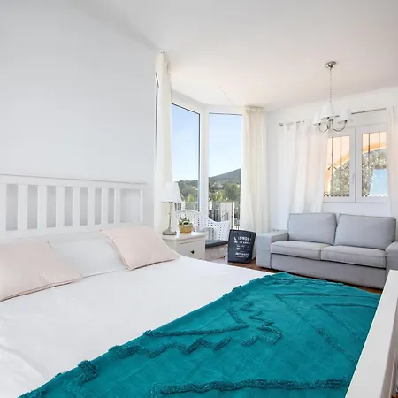 Castillo De Troya Villa *